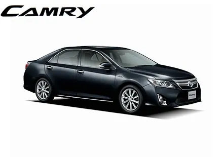 Toyota Camry ด้านหน้า (TOYOTA Rent a Car)