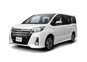 Toyota Noah ด้านหน้า (Oasis Rent-a-Car)