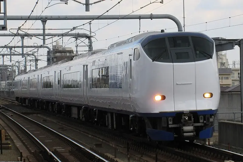 JR Haruka (Kansai Airport ↔ Osaka/Kyoto)