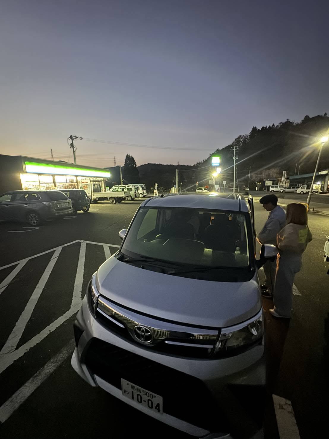 รีวิวS Class Roomy ( TOYOTA  Rent a Car)
